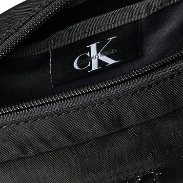 Calvin Klein Bold Camera Bag - Umhängetasche (black) - Ansicht 3