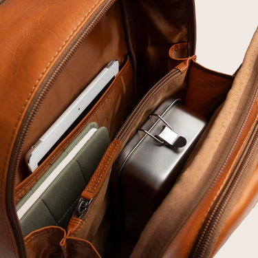 The Chesterfield Brand Detroit - Rucksack 16" 39 cm (cognac) - Ansicht 12