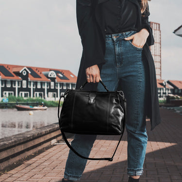 The Chesterfield Brand Shaun - Umhängetasche Leder 32 cm (black) - Ansicht 6